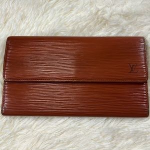 Pre loved epi Louis Vuitton long wallet